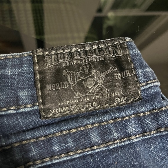 Tue Religion medium wash Swarovski button jeans - Picture 5 of 8